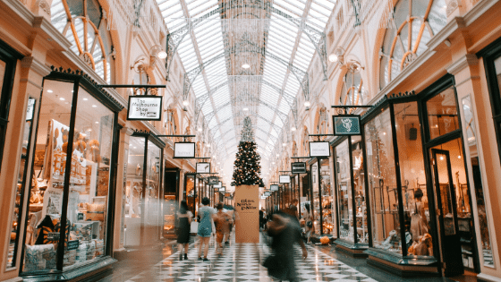 Tips for Increasing Store Sales During the Holidays